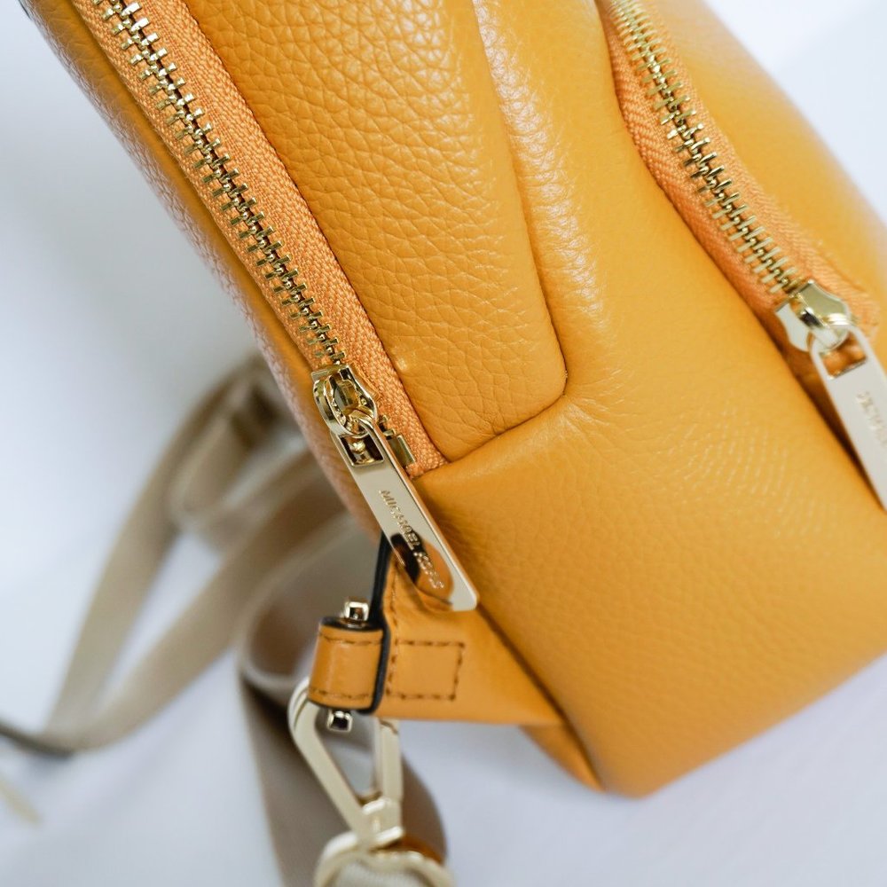 Michael Kors Erin MINI Backpack Yellow Marigold - Picture 8 of 11